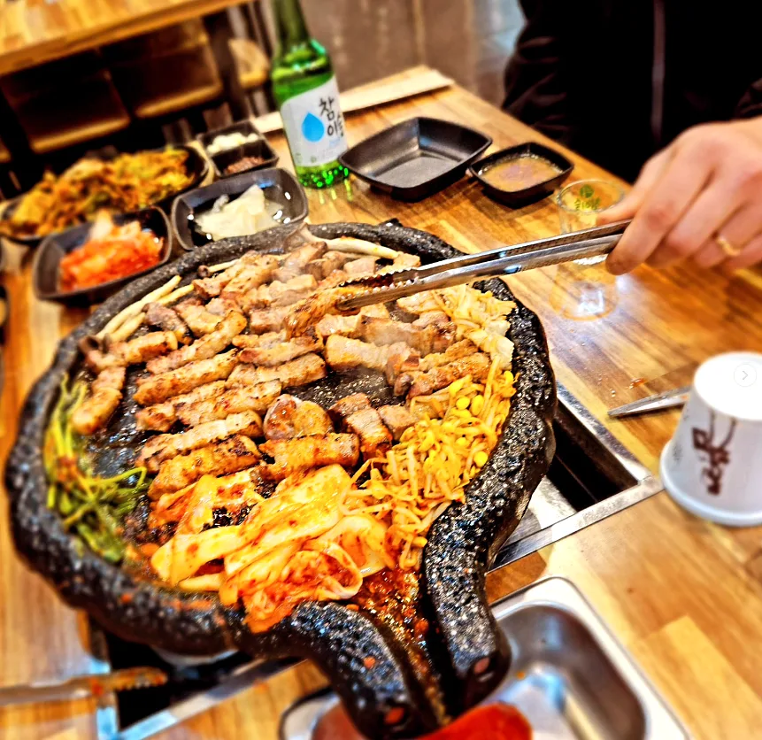 솥뚜껑냉삼 콘텐츠 사진 1