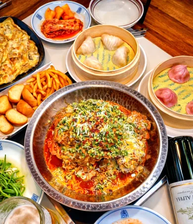 삼삼뼈국 대학로점 콘텐츠 사진 1